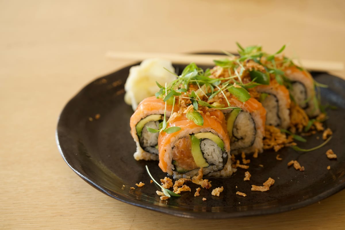 La Jefa Salmon Roll